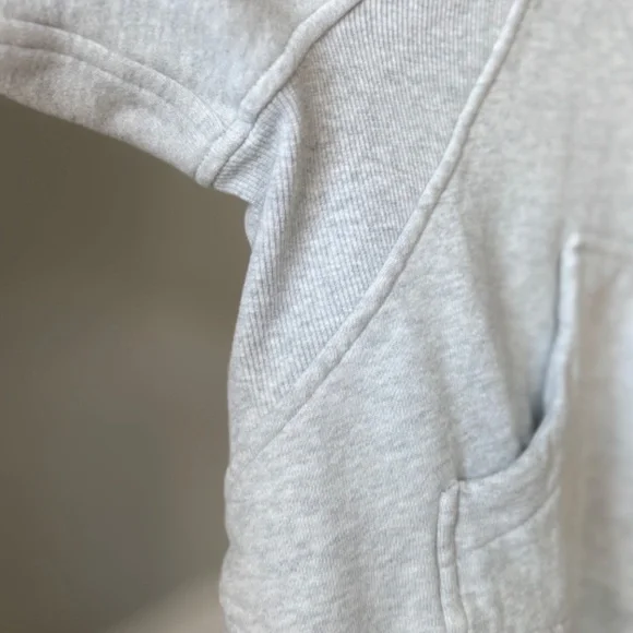 Lululemon Scuba Cropped Half Zip Hoodie Heathered Grey XS/S - Picture 5 of 7